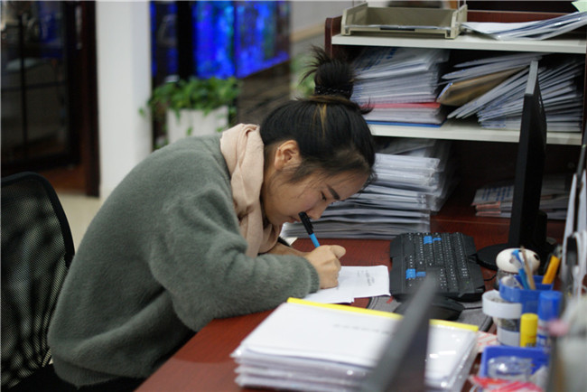 �T���L��